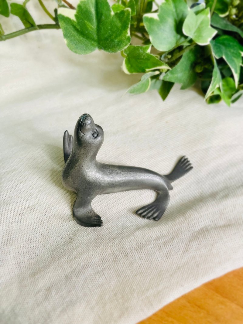 優雅海豹・錫製古件 - 擺飾/家飾品 - 其他金屬 灰色