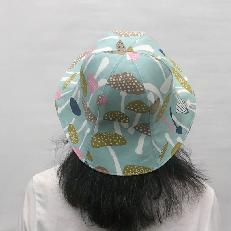 Double-sided bucket hat-sky blue color mushroom - Hats & Caps - Cotton & Hemp Multicolor