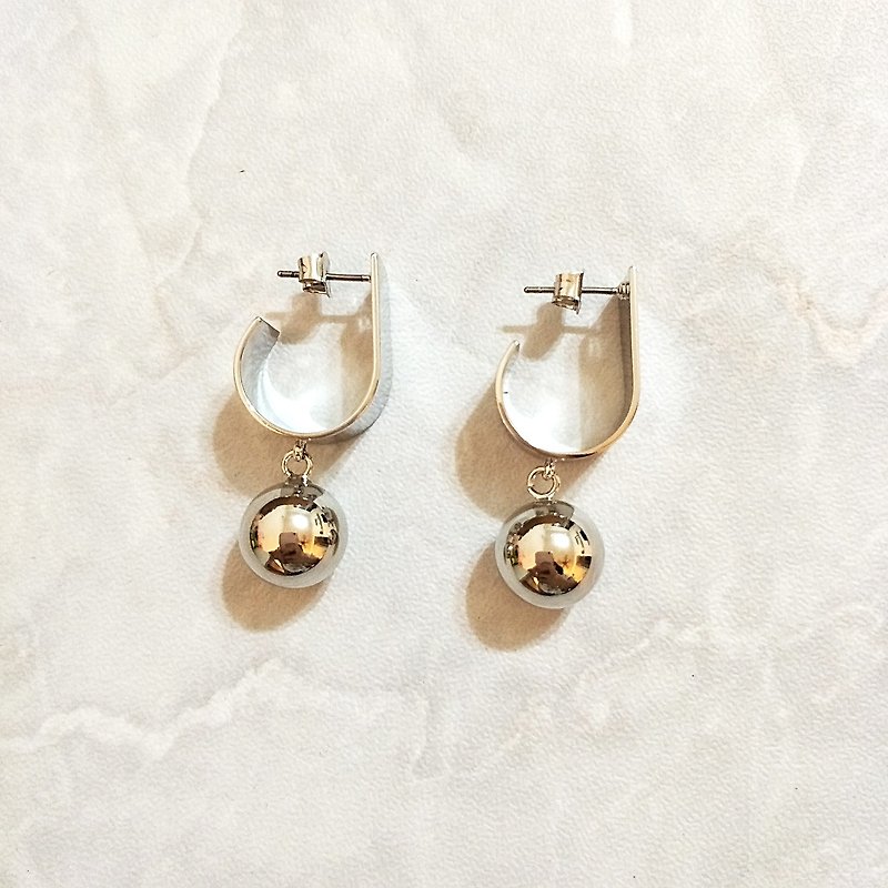 :: Minimal Geometry Series :: Simple Geometric Mixing Shape Personality Stud Earrings - Earrings & Clip-ons - Other Metals Silver