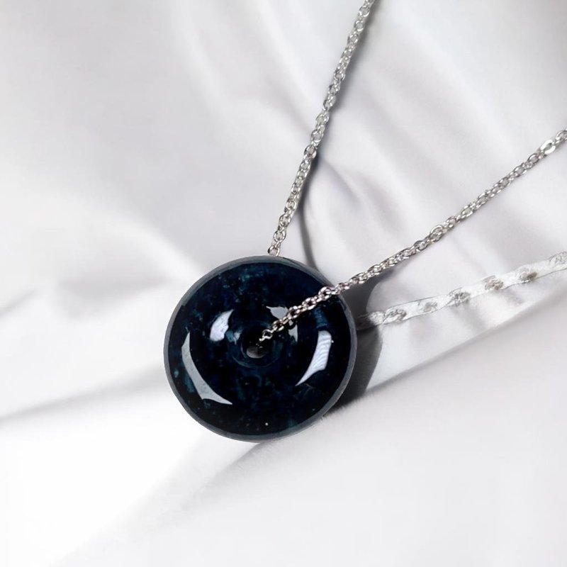 【萬事亨通】烏雞翡翠平安扣項鍊 | 天然緬甸玉A貨翡翠 | 送禮 - 項鍊 - 玉石 黑色