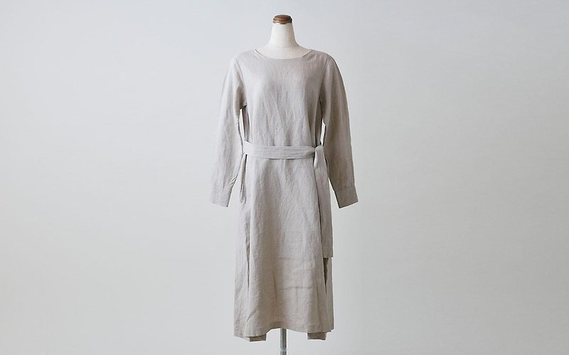 Enrica × Kagure linen one piece (natural) - ชุดเดรส - ผ้าฝ้าย/ผ้าลินิน สีกากี