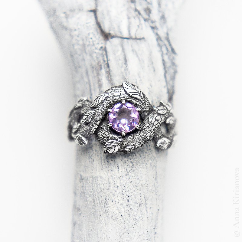 Dragon Ring with Lavender Amethyst - 戒指 - 純銀 銀色