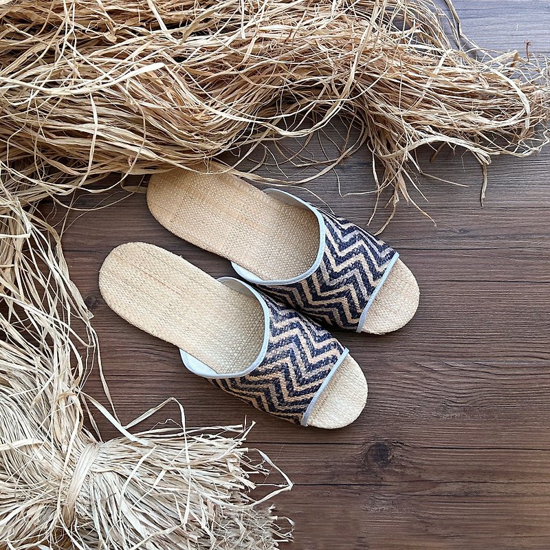 Natural Raffia Slippers No.3 - ripple #29 - Other - Plants & Flowers Black