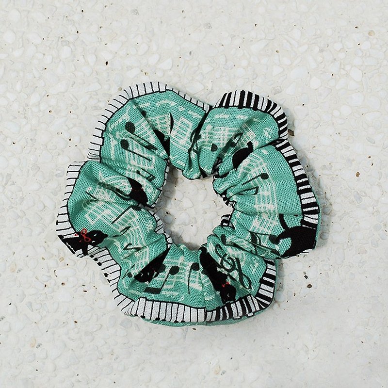 Piano black cat hair bundle _ green / large intestine ring donut hair ring - เครื่องประดับผม - ผ้าฝ้าย/ผ้าลินิน สีเขียว