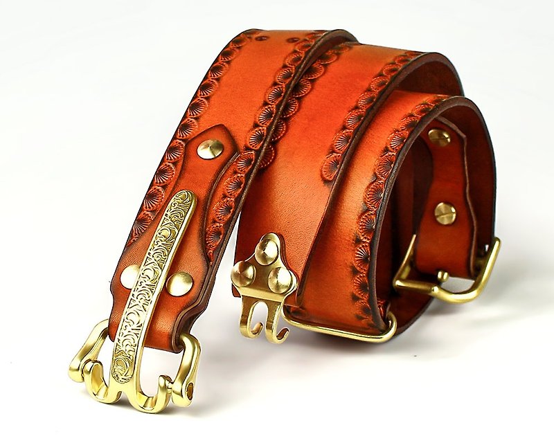 Handmade Mens Leather Belt Embossed with Carved Copper Buckle, Retro Cavalry Belt, Personalized Custom Leather Belt, Black Leather Belt, Brown Leather Belt, Gift For Father - เข็มขัด - หนังแท้ สีนำ้ตาล