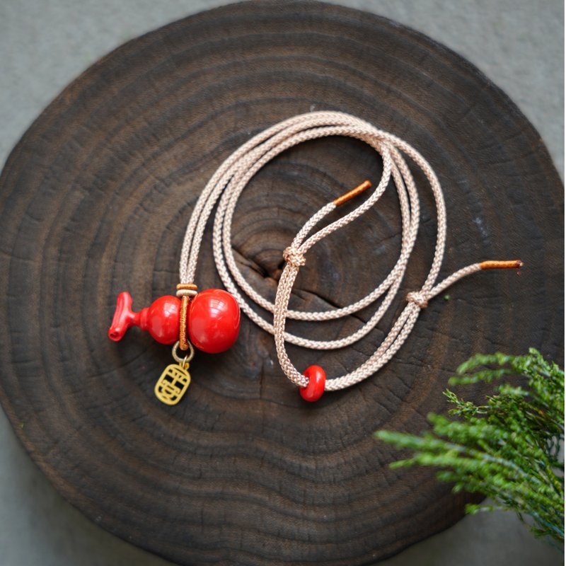 Peace Gourd Pendant, Cinnabar Gourd, Gold-Plated Silver Peace Charm, Adjustable Cord Chain, Versatile Style - สร้อยคอ - วัสดุอื่นๆ สีแดง