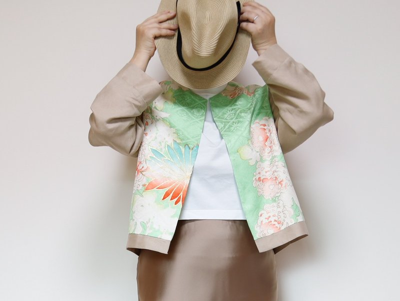 KIMONO CREW NECK JACKET -ヴィンテージ着物を使ったクルーネックジャケット １点物です - 女大衣/外套 - 聚酯纖維 綠色