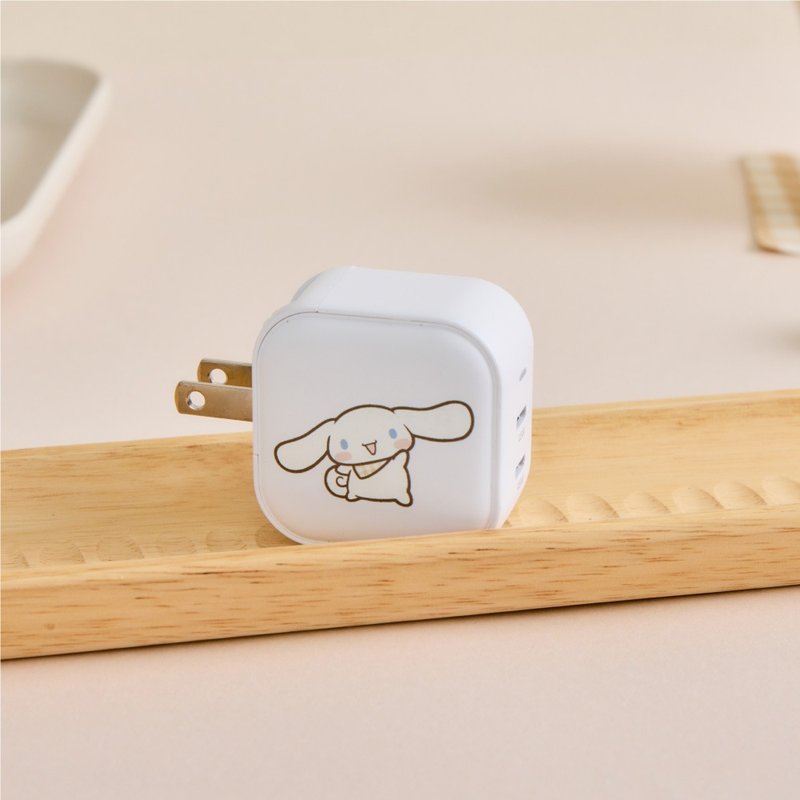 奶油家族x大耳狗開心打招呼GaN 45W Type-C雙孔充電頭 - 科技小物 - 塑膠 多色