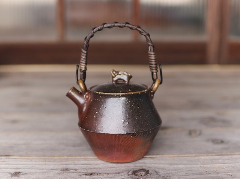 Bizen tea potato k1-048 - Teapots & Teacups - Pottery Brown