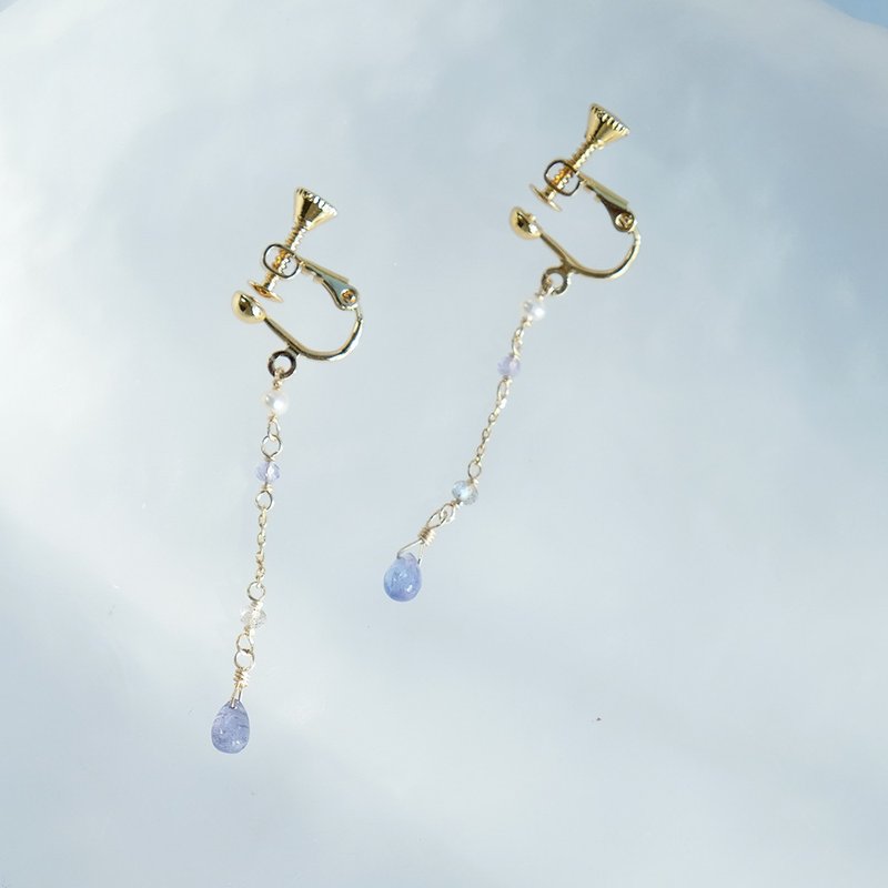 Morning Dew Tanzanite Earrings 14K Gold-Infused Stone Pearl Labradorite Earrings Clip-On - ต่างหู - เครื่องประดับพลอย สีน้ำเงิน