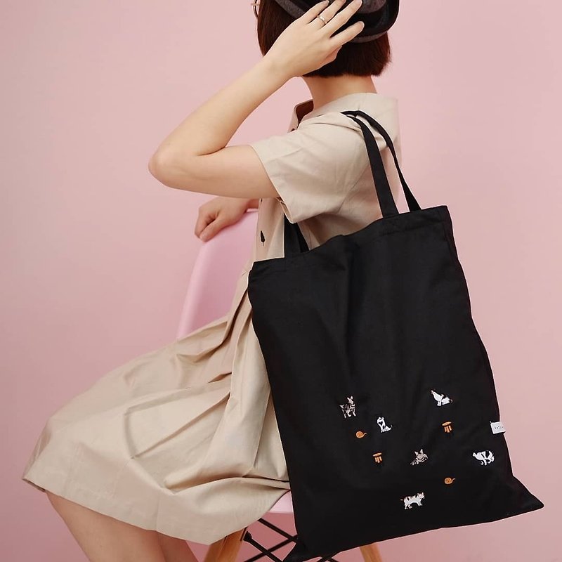Tote Bag : Cat Meao Meao (Black) - 側背包/斜孭袋 - 棉．麻 卡其色