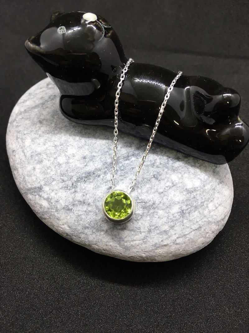 Peridot Tag Pendant Handmade in Nepal 92.5% Silver - Necklaces - Gemstone Green