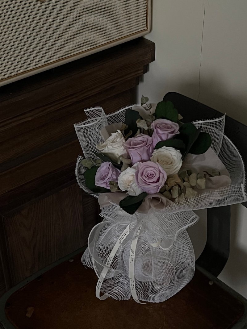 韓式網紗花束 告白花束 求婚花束 閨蜜花束 生日禮物 情人節禮物 - 乾燥花/永生花 - 植物．花 白色