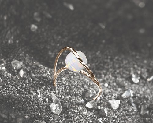 Majade Jewelry Design 蛋白石簡約星空戒指 14k黃金另類訂婚戒指 單石星球立體指環