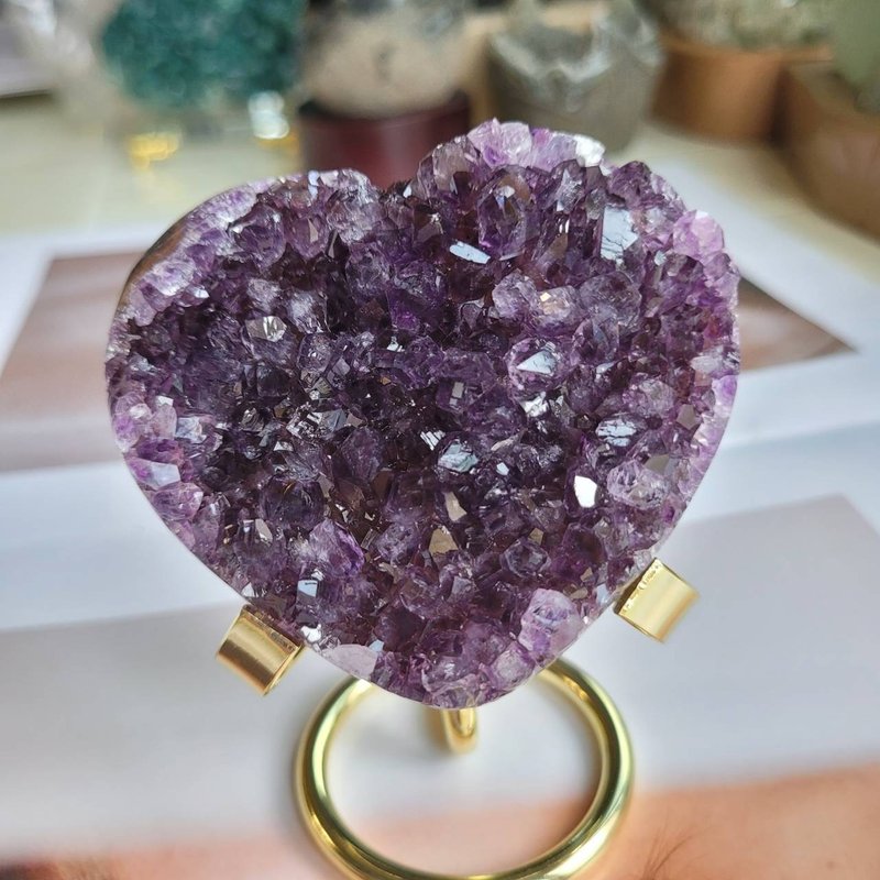 K款紫水晶愛心/招財納福貴人智慧/附架 - 擺飾/家飾品 - 水晶 