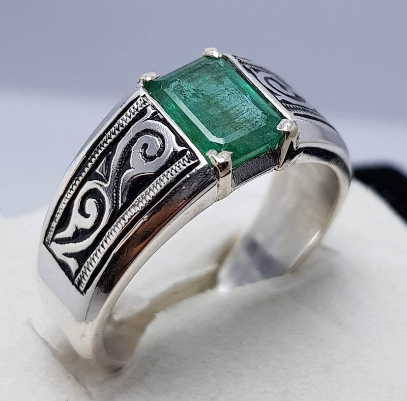 Natural Emerald Ring Unheated Untreated Green Emerald Ring Panjsher rich green - 戒指 - 寶石 綠色