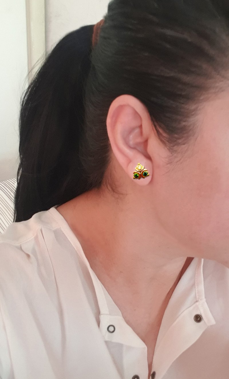 Three Natural Gemstones Silver earring stud for the best unique custom for her - 耳環/耳夾/耳骨夾 - 純銀 咖啡色
