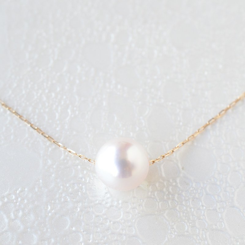 Akoya pearl through necklace - Necklaces - Pearl 