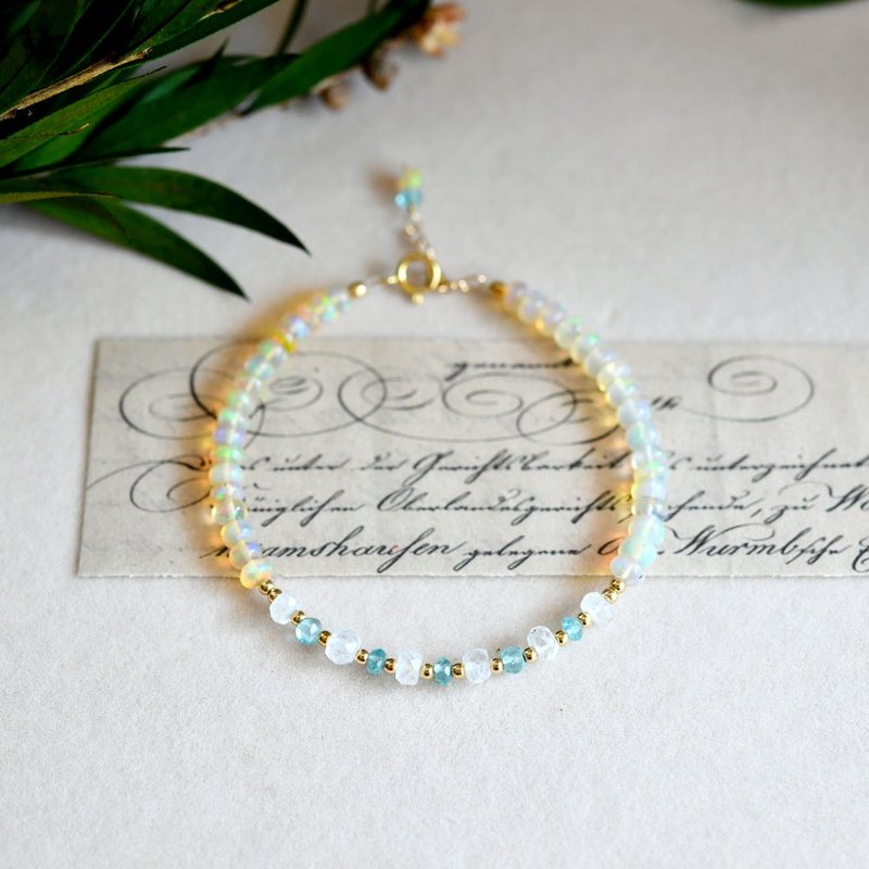 Wish-granting Water Opal Apatite Moonstone Bracelet October Birthstone - สร้อยข้อมือ - โลหะ หลากหลายสี