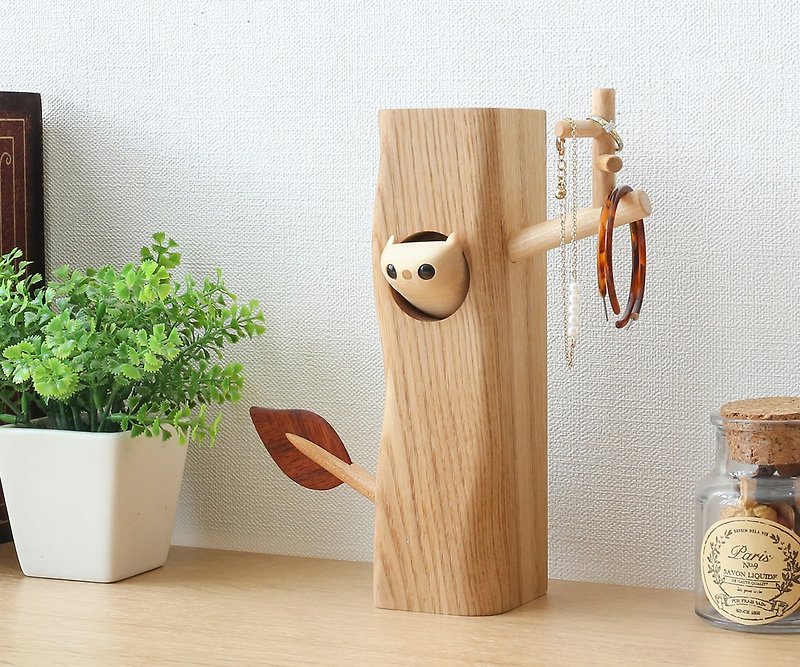 Asahikawa Craft Studio Kawasemi Jewelry stand of twigs - กล่องเก็บของ - ไม้ 