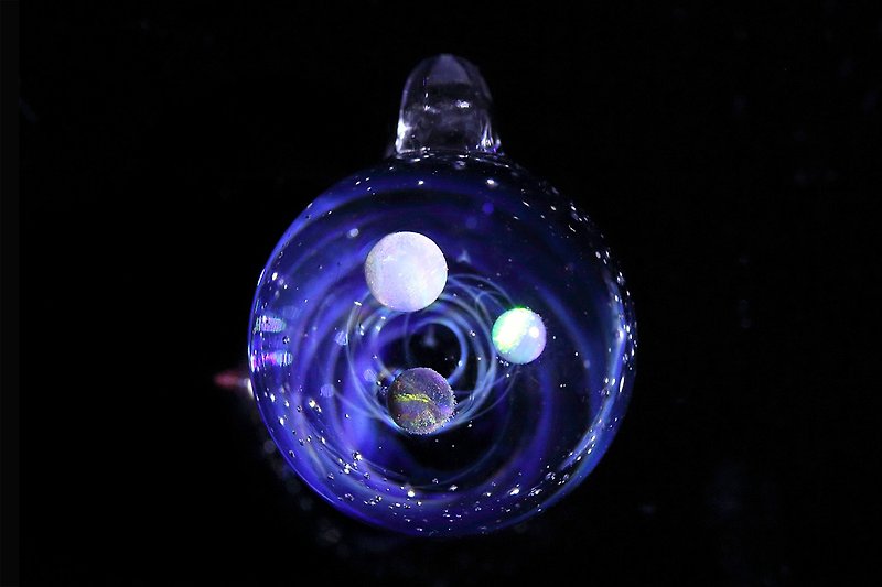 SPIRAL GALAXY 3 opal space glass pendant no.806 - สร้อยติดคอ - แก้ว สีน้ำเงิน