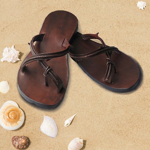 cowshuleather Handmade leather cross sandals in brown color