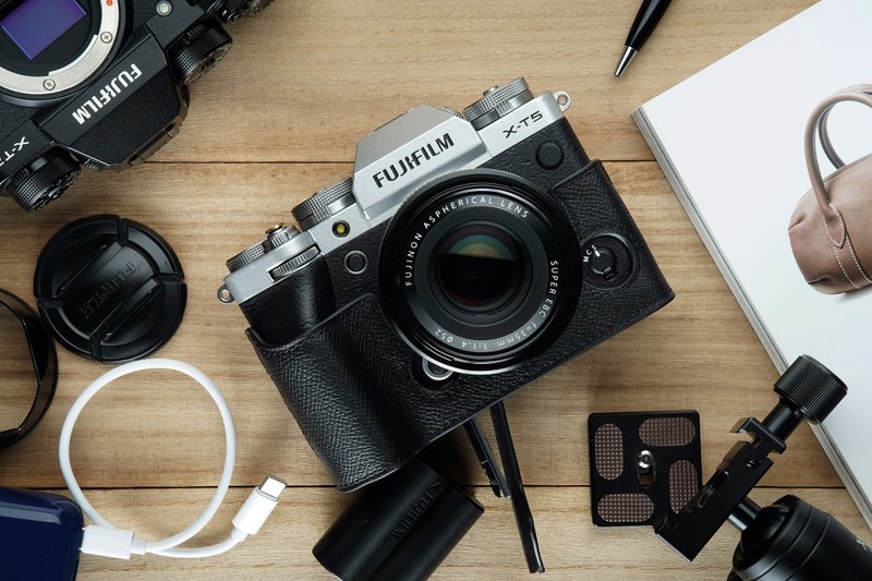 手掌紋皮革相機底座皮套 適用機型 FUJIFILM X-T5 XT5 - 相機包/相機袋 - 真皮 多色