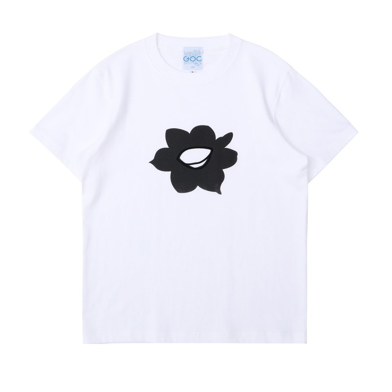 GOC Studio hand-screen printed patchwork velvet black daffodil white T-shirt - เสื้อยืดผู้หญิง - ผ้าฝ้าย/ผ้าลินิน ขาว