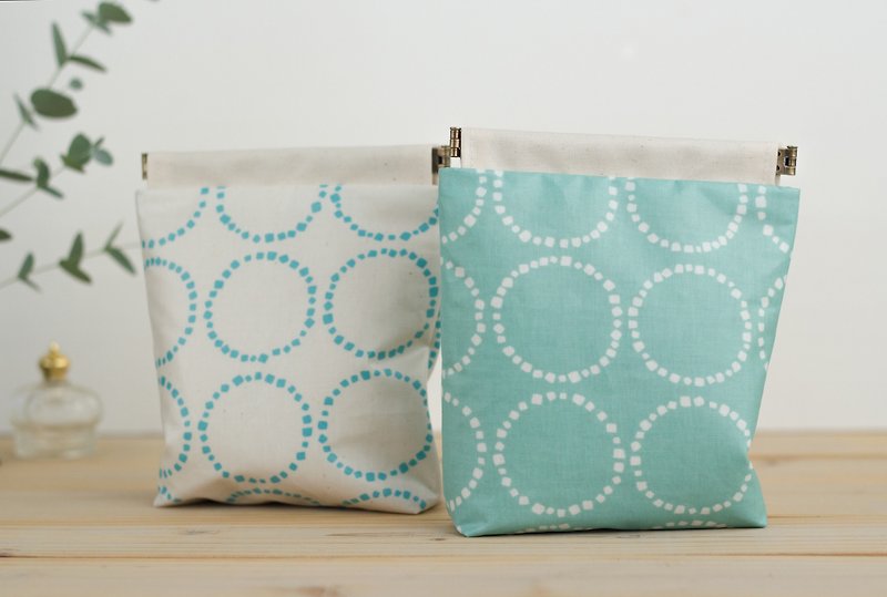 Laminated pouch cosmetic pouch charger, lens, camera case * mint circle turquoise circle No.49 - Toiletry Bags & Pouches - Cotton & Hemp Green