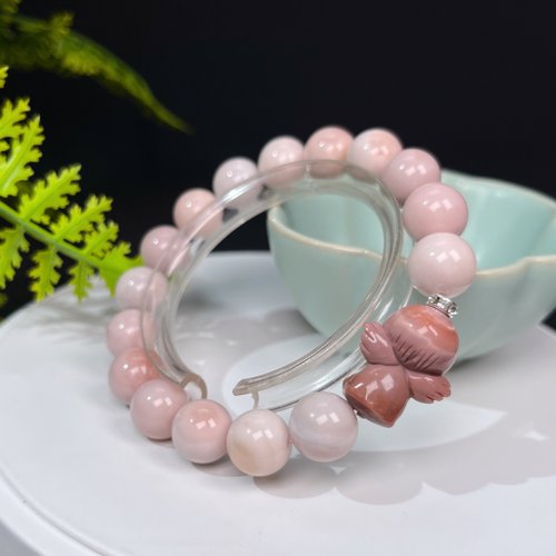 淺粉阿拉善瑪瑙設計手錬搭配阿拉善雕刻小天使清雅粉嫩顯氣質