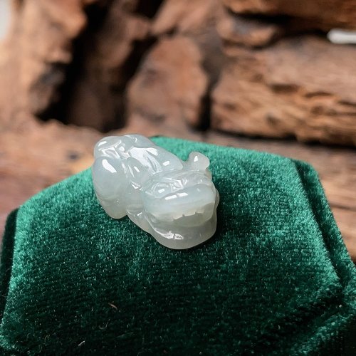 本翡翠氷糯白貔貅