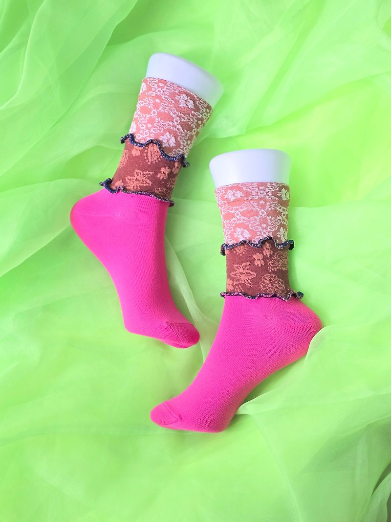 Pink Colorful Mellow Socks Flashy Socks Unique 22.5-25 Women's Socks - ถุงเท้า - วัสดุอื่นๆ สึชมพู