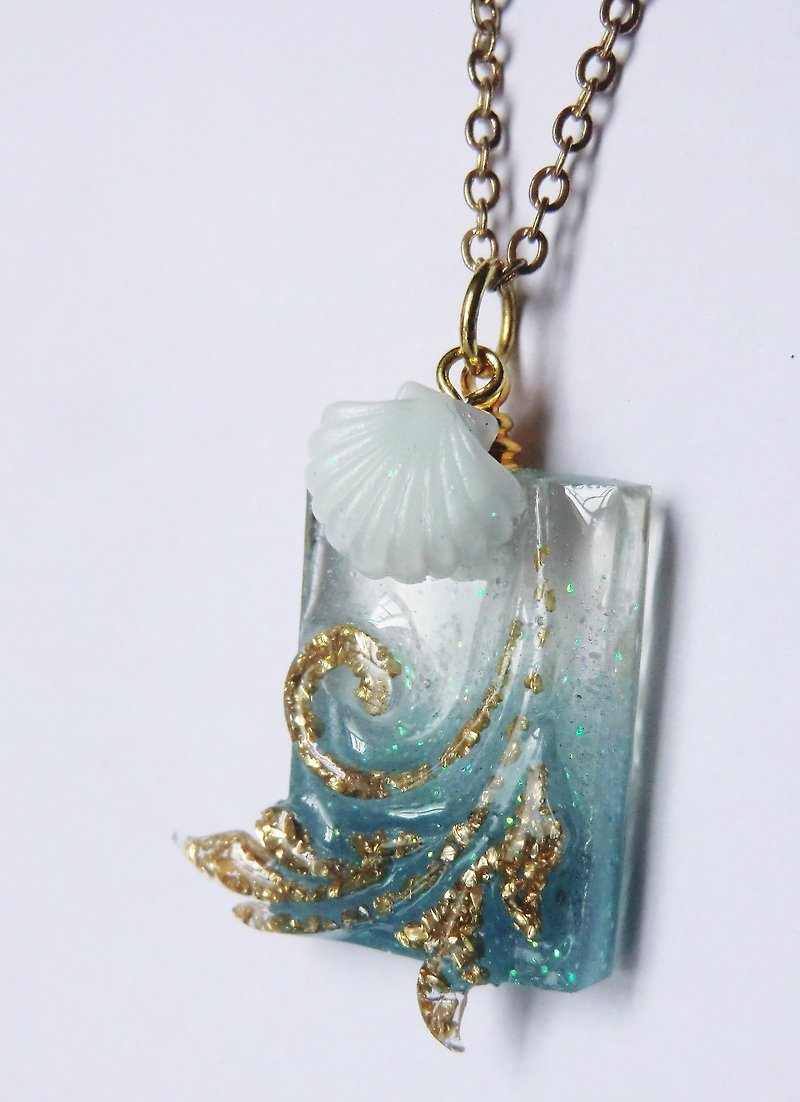 Summer ocean UV resin necklace - Necklaces - Other Materials Blue