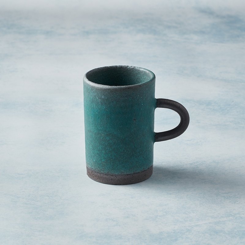 Japanese Mino-yaki-straight mug with round handle-turquoise-Defects on sale - Mugs - Pottery Green