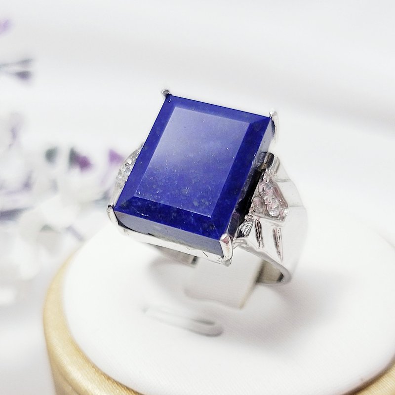 Natural emperor lapis lazuli leader wealthy career big Gemstone ring inner diameter 20mm single product