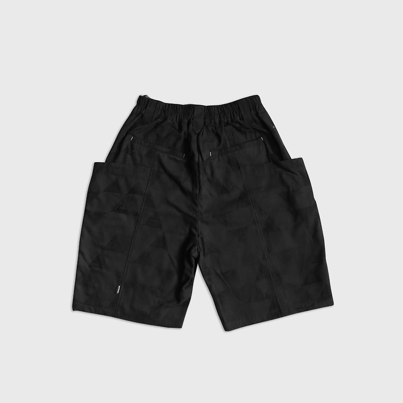 DYCTEAM - Triangle jacquard loose big pocket shorts (black)