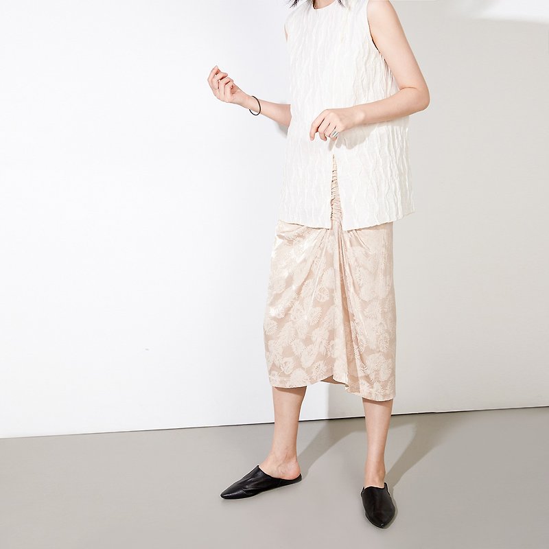 アップルGAOGUOオリジナルデザイナーの女性の限定版の新しいライスホワイトはテクスチャシルクラウンドネックの襟のオープンベストを折り - ベスト - シルク・絹 ホワイト