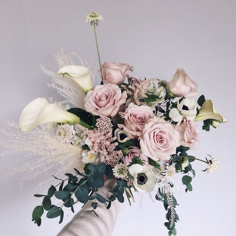 Graceful elegant texture European-style bouquet bridal bouquet comes with groom's corsage flowers wedding selection - ช่อดอกไม้แห้ง - พืช/ดอกไม้ สึชมพู