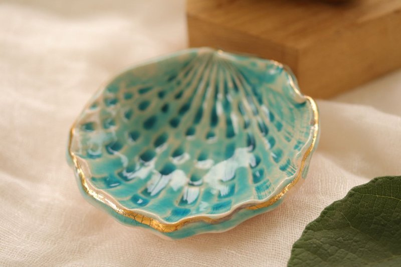 Bowl on the table, Honey saucer, jam plate, sweets stand, beautiful saucer - Plates & Trays - Pottery Blue