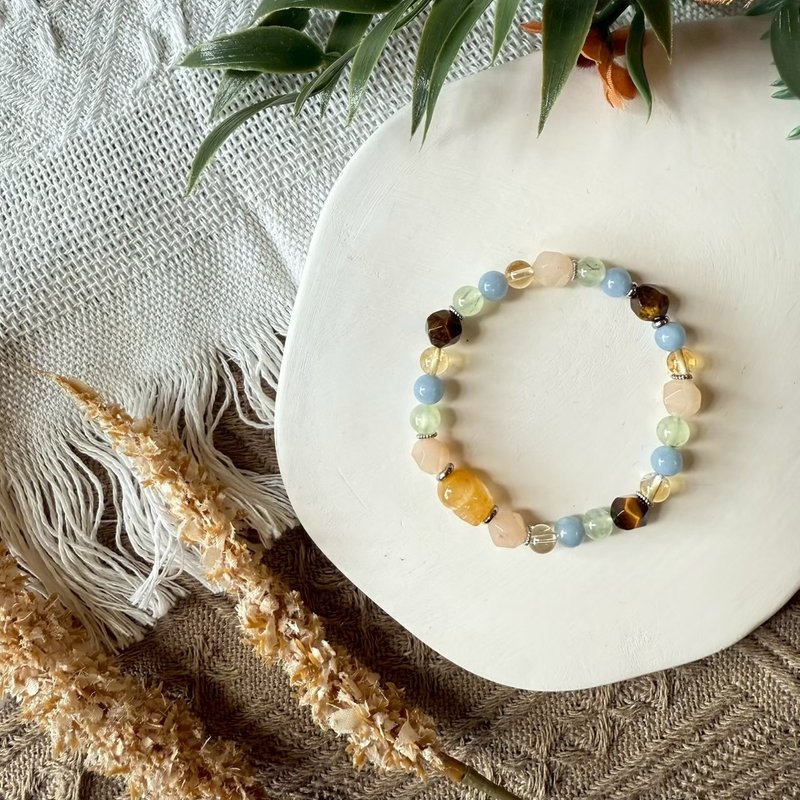 Small fresh yellow rabbit fur Pixiu elastic bracelet - Bracelets - Crystal 