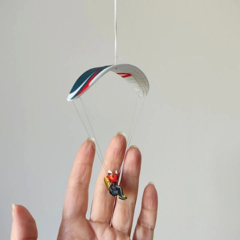 Felt ornament for decor Paraglider, a decoration of a rearview mirror in a car - 擺飾/家飾品 - 聚酯纖維 