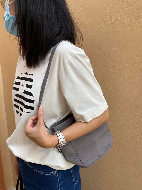 underlinebagsandmore Mini Grey Canvas Cozy Bag / Shoulder bag / 泰國包包 /泰國設計