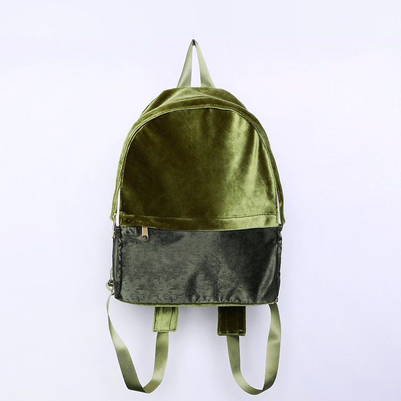 【Mell】簡約 絲絨拼接 背包／雙肩包 綠 - 側背包/斜孭袋 - 其他材質 綠色