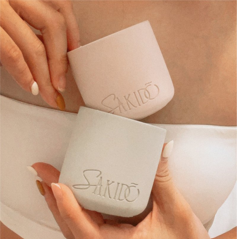 Sakido Floral Warm Scented Candle Resolute Rose/ Ash Pink - Fragrances - Cement White