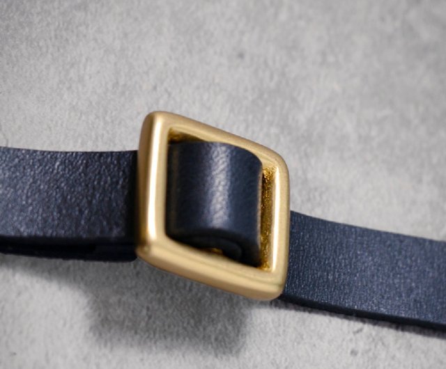 公式】レザーストラップ ペーパーシュート イタリアの植物性なめし革