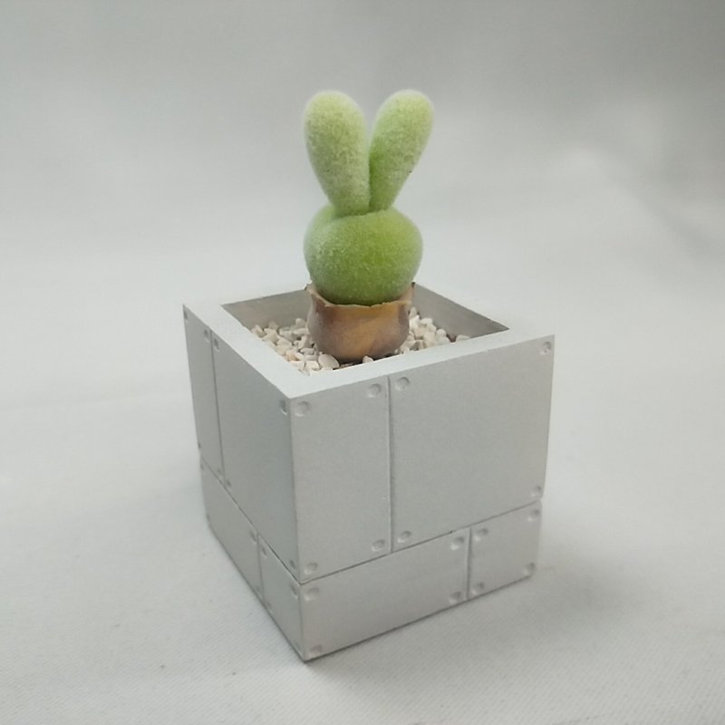 Bionic Clay Succulents Single-Headed Green Halo - Items for Display - Clay 