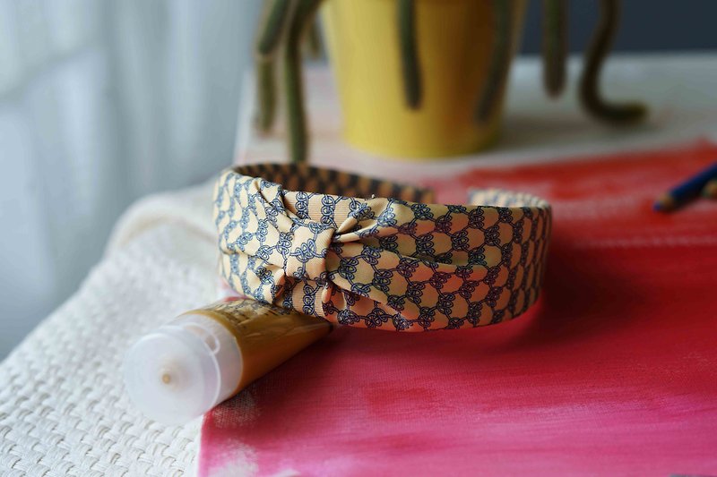 Antique tie remade handmade headband-Hermès-geometric goose yellow-wide bow