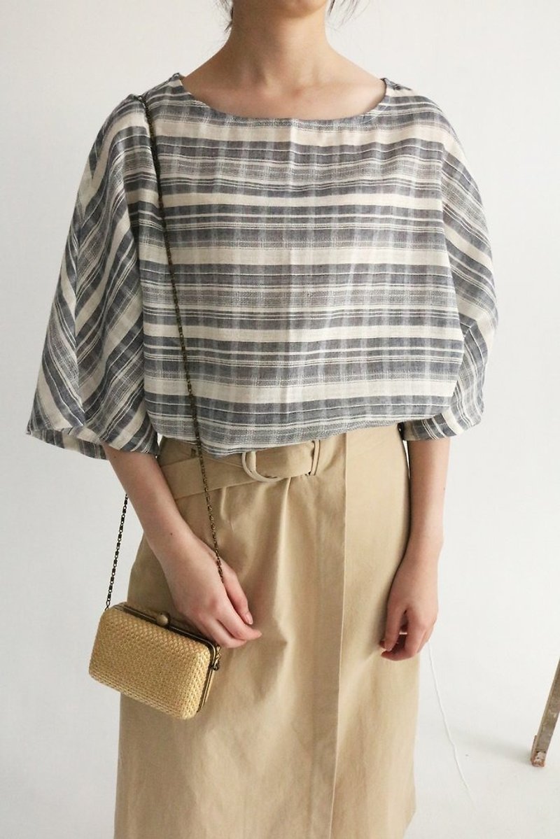 Orrin Top (Shirt collar kimono five-sleeved striped linen top) Can also be customized in other colors - เสื้อผู้หญิง - ผ้าฝ้าย/ผ้าลินิน 