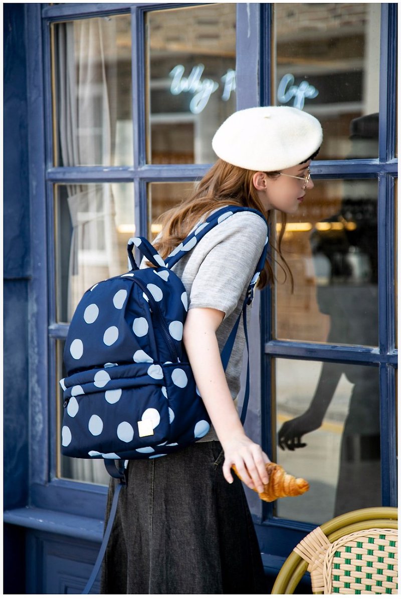 VOVAROVA 防潑水漫步後背包- 藍泡泡 - 後背包/書包 - 其他人造纖維 藍色
