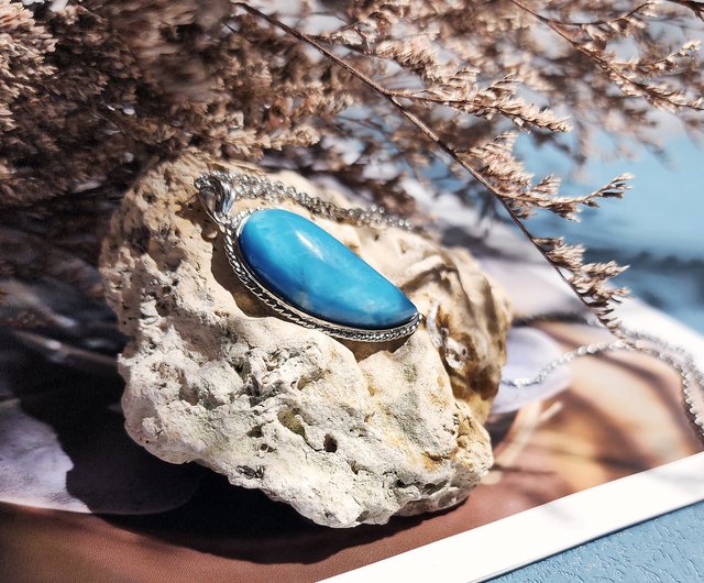 Larimar Oval Stone Falling Water Necklace Larimar Oval Stone Falling Water Necklace